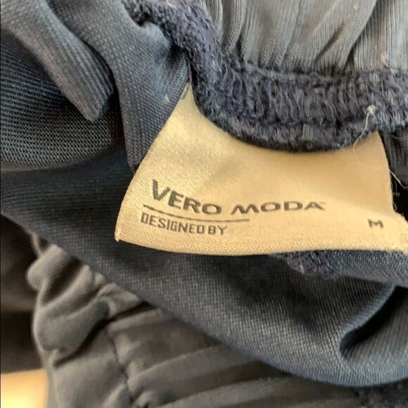 Vero Moda Navy Pull On Wide Leg Crop Pants… - Picture 4 of 6